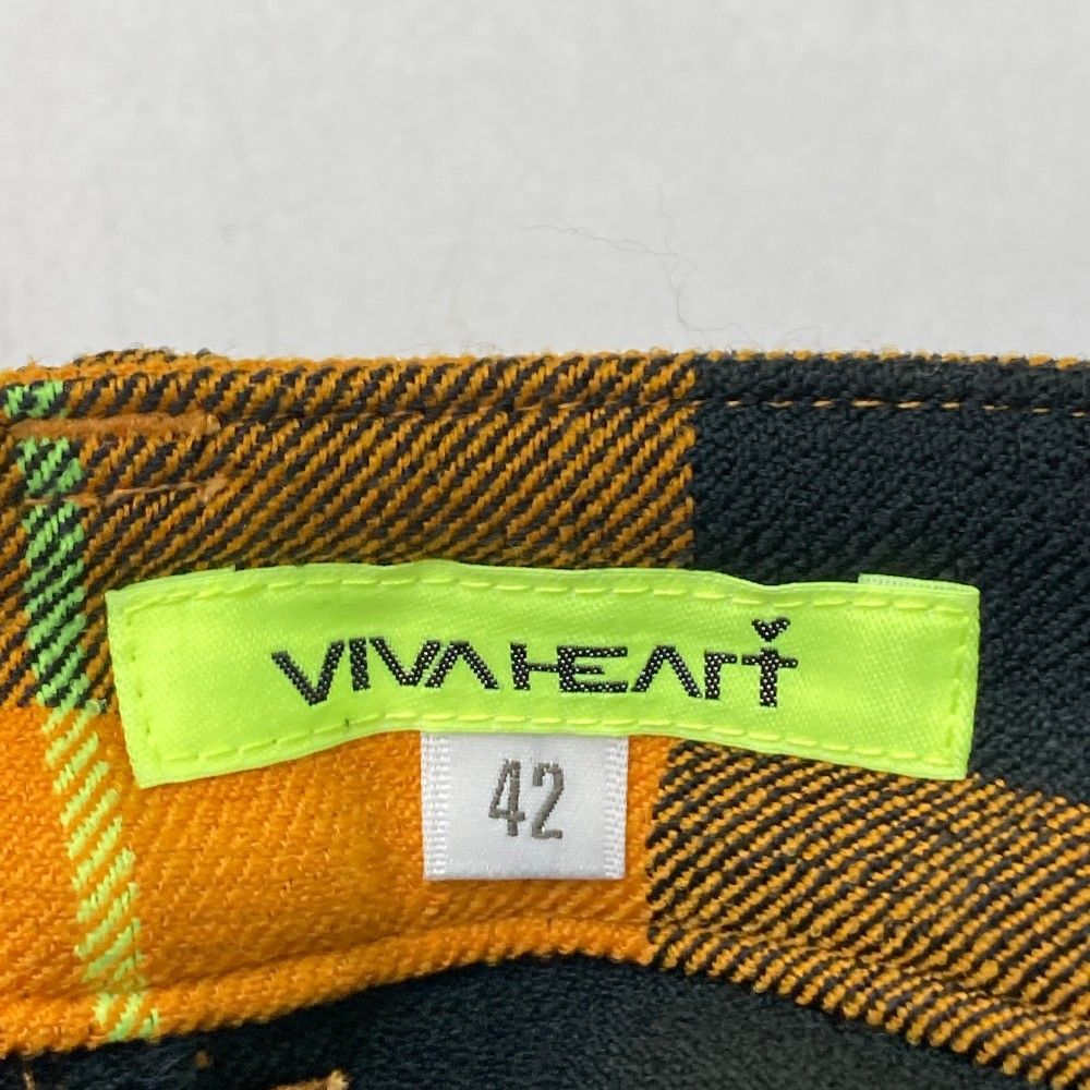 サイズ：42 VIVA HEART ビバハート  ショートパンツ チェック柄 イエロー系 [240101447187] ゴルフウェア レディース ストスト サイズ：42 VIVA HEART ビバハート ショートパンツ チェック柄