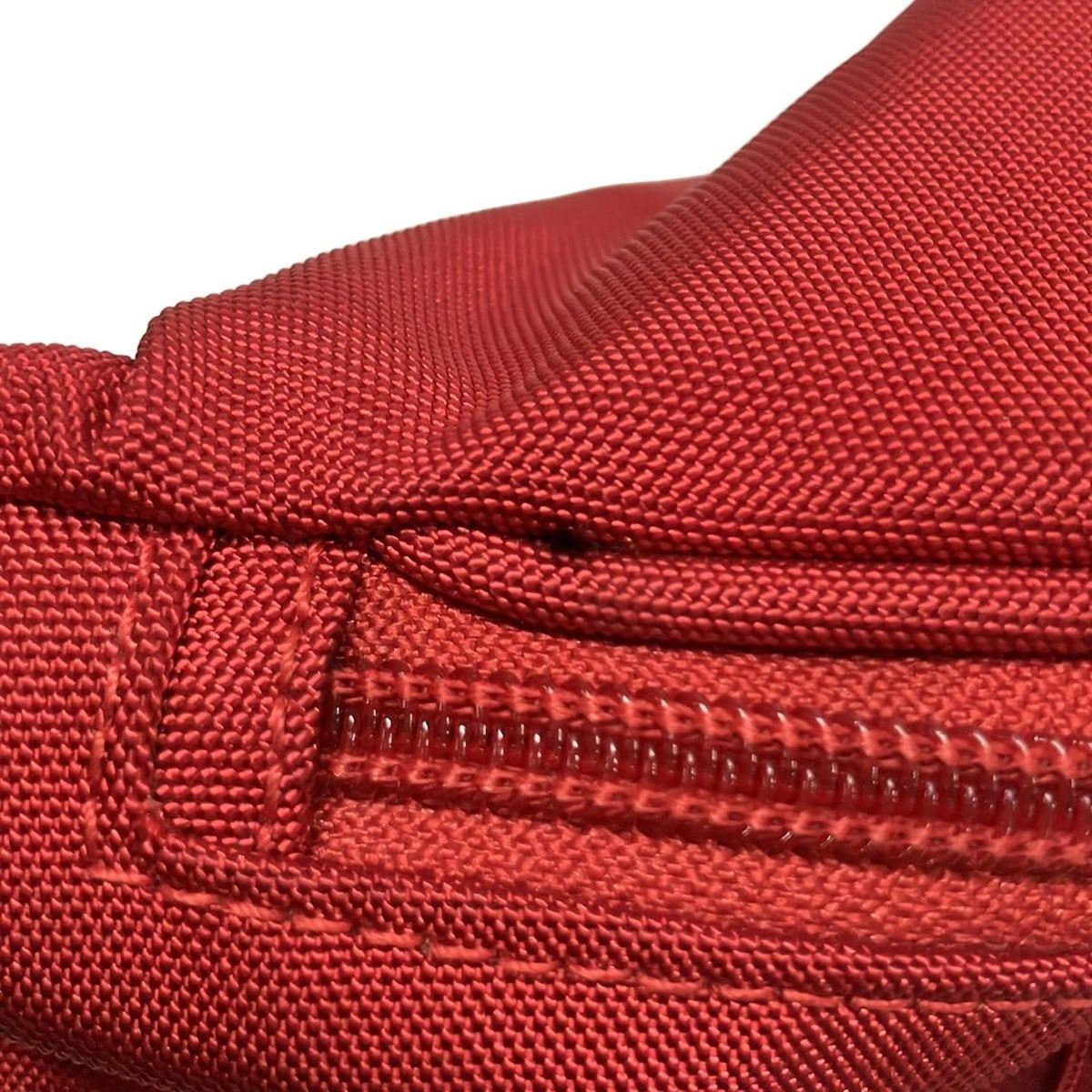 バレンシアガ ウエストポーチ