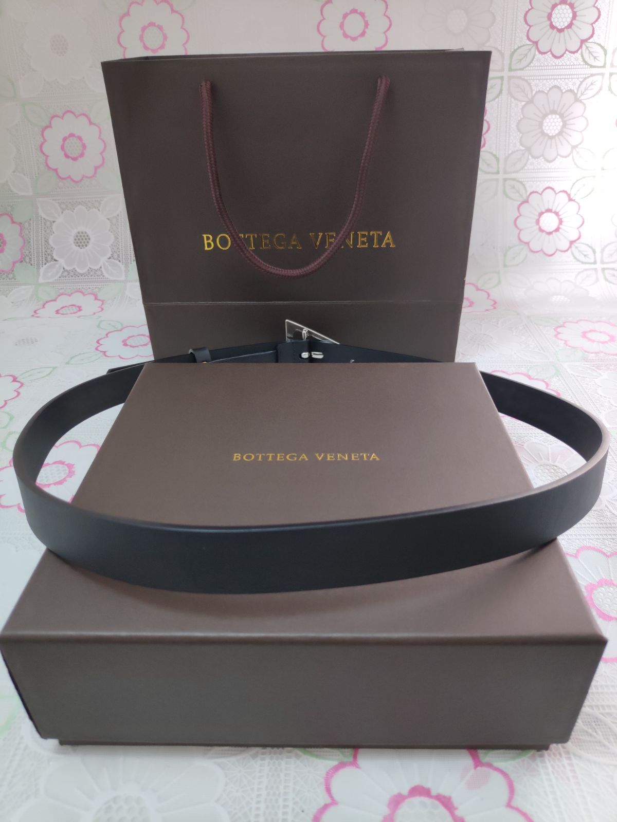 超人気✨BOTTEGA VENETA/ボッテガヴェネタ ベルト 銀色金具