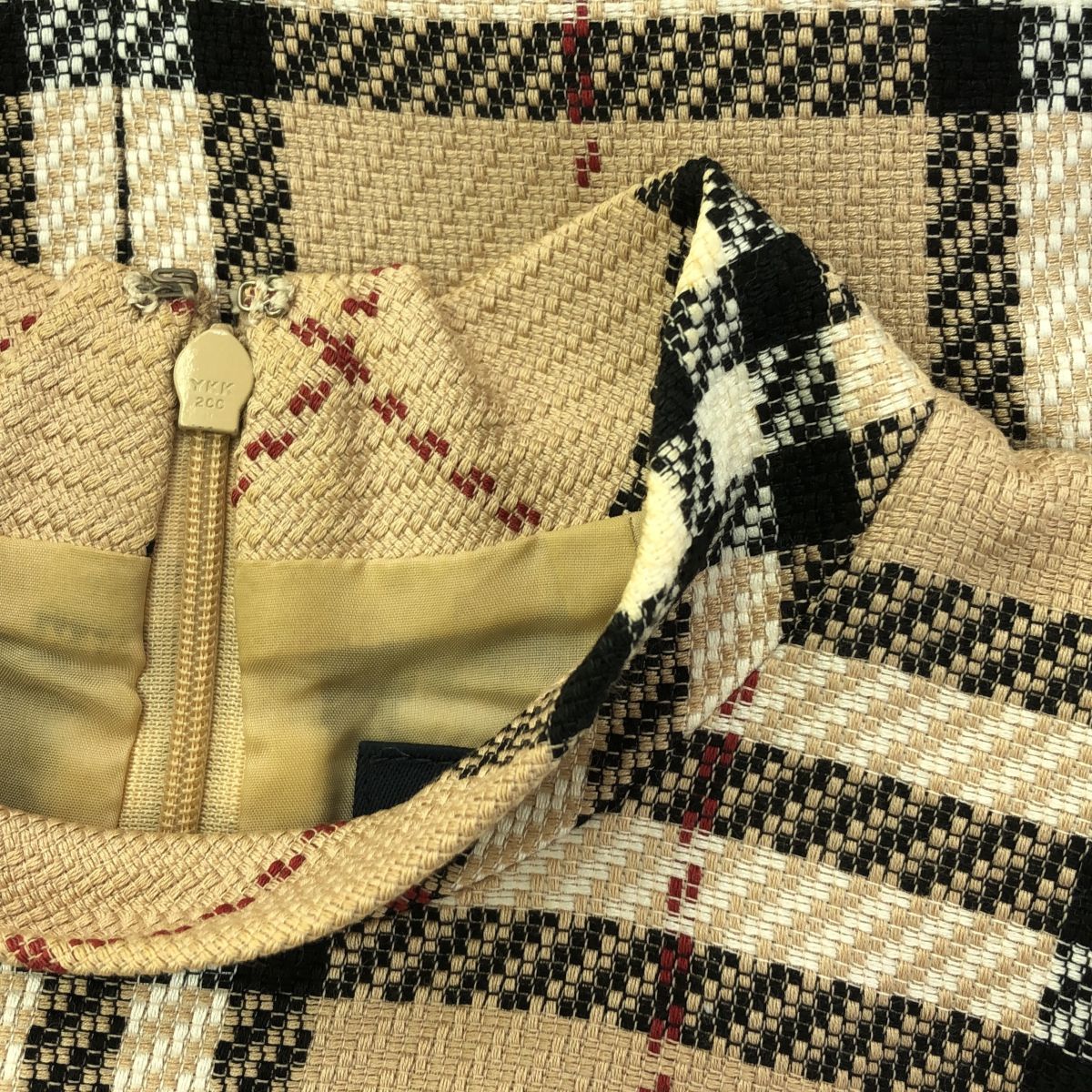 BURBERRY バーバリー ロンドン ワンピース ノースリーブ ノバ BURBERRY バーバリー ロンドン ワンピース ノースリーブ ノバ
