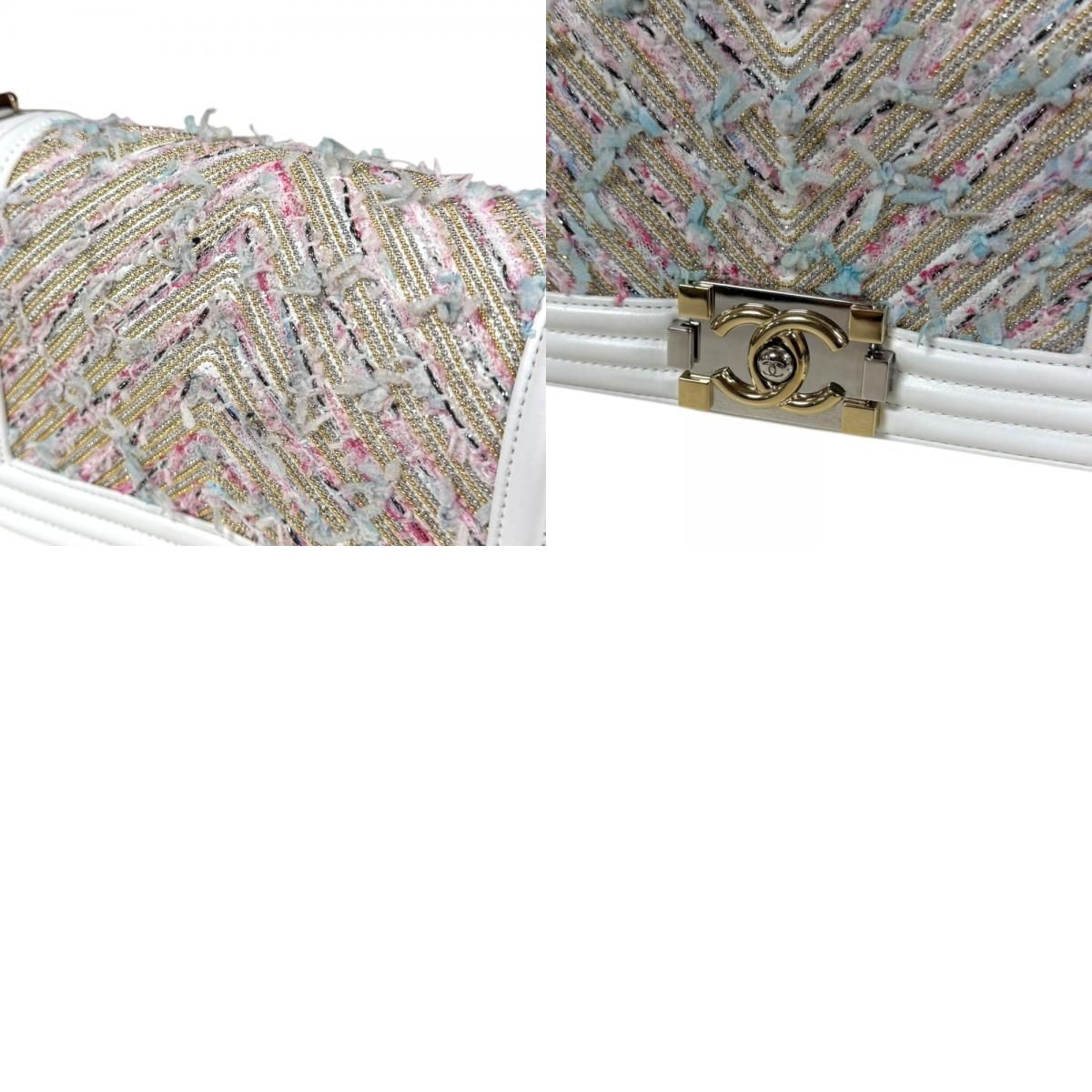 シャネル ボーイシャネル スモール ショルダーバッグ レザー ホワイト レディース CHANEL  中古 CHANEL（シャネル） ボーイシャネル スモール ショルダーバッグ レザー