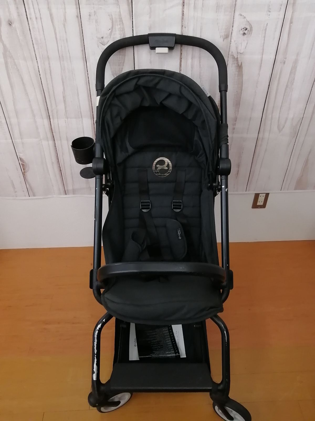 cybex EEZY S サイベックス イージーエス　取扱説明書付き Amazon.co.jp: cybex サイベックス イージーSツイスト (生後1