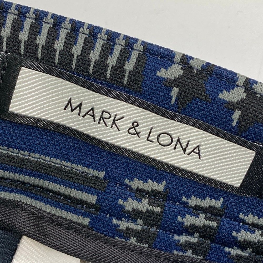 サイズ：46 MARK&amp;LONA マークアンドロナ ; ストレッチパンツ 総柄 ネイビー系 [240101467018] ゴルフウェア メンズ ストスト MARK&LONA マークアンドロナ ; ストレッチパンツ 総柄 ネイビー