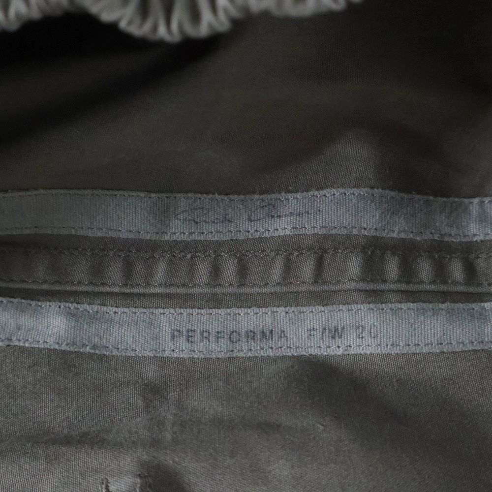 クロップパンツ ベージュ