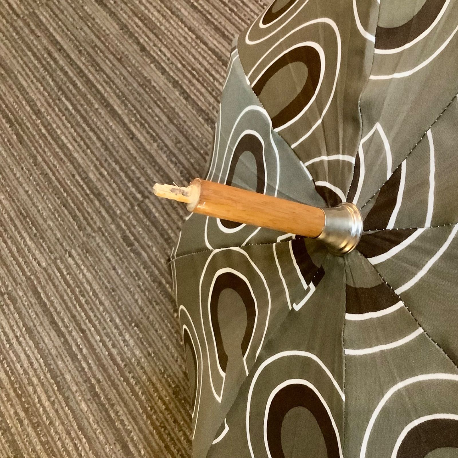 アンブレラ グレー