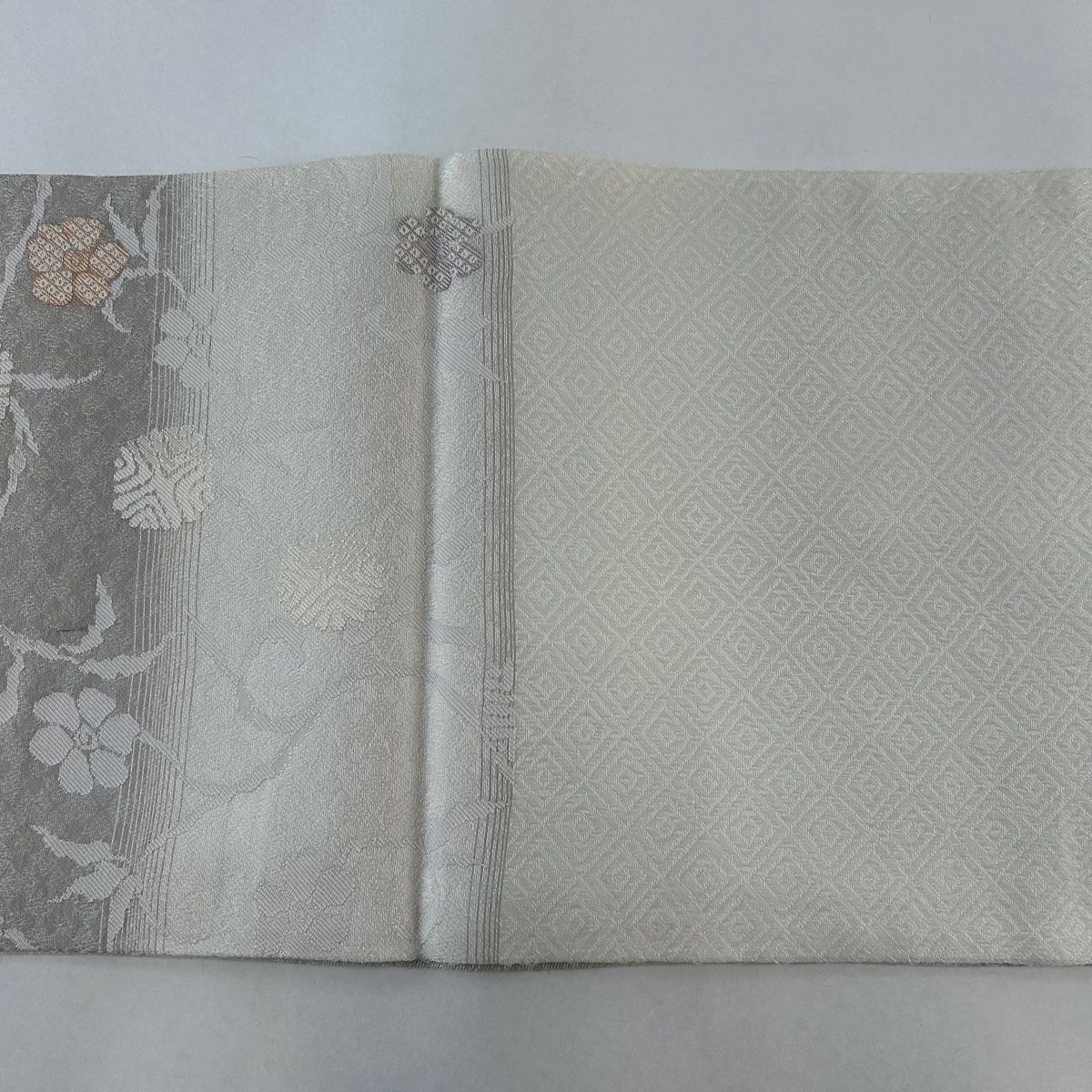 袋帯 美品 名品 笹蔓 花菱 銀糸 灰茶 六通 正絹 【中古】 - メルカリ