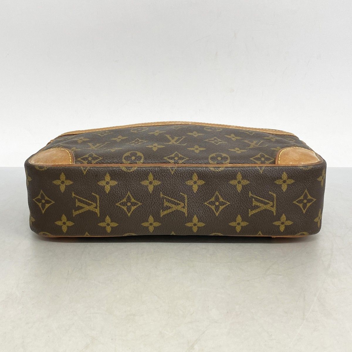 5ie6103-h ルイヴィトン