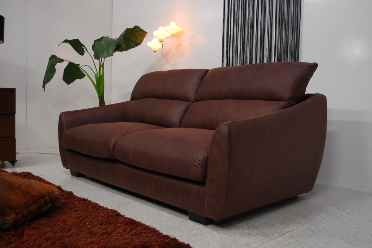 アウトレット 現品限り 一部 新素材 セーフスペックレザー 北欧モダン調 3P 3人掛け ソファー どっしりとした佇まい NEXPOTALLINN_EU