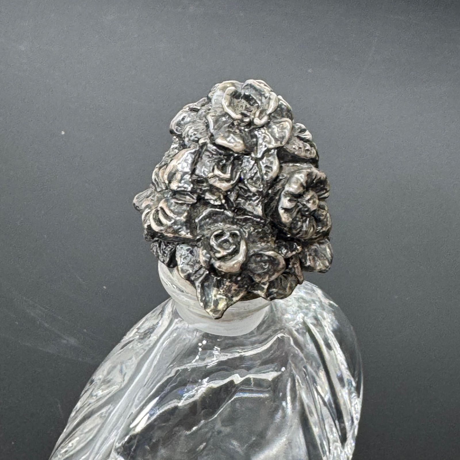 イタリア製 アンティーク 香水瓶 シルバー 蓋 ガラスボトル 銀