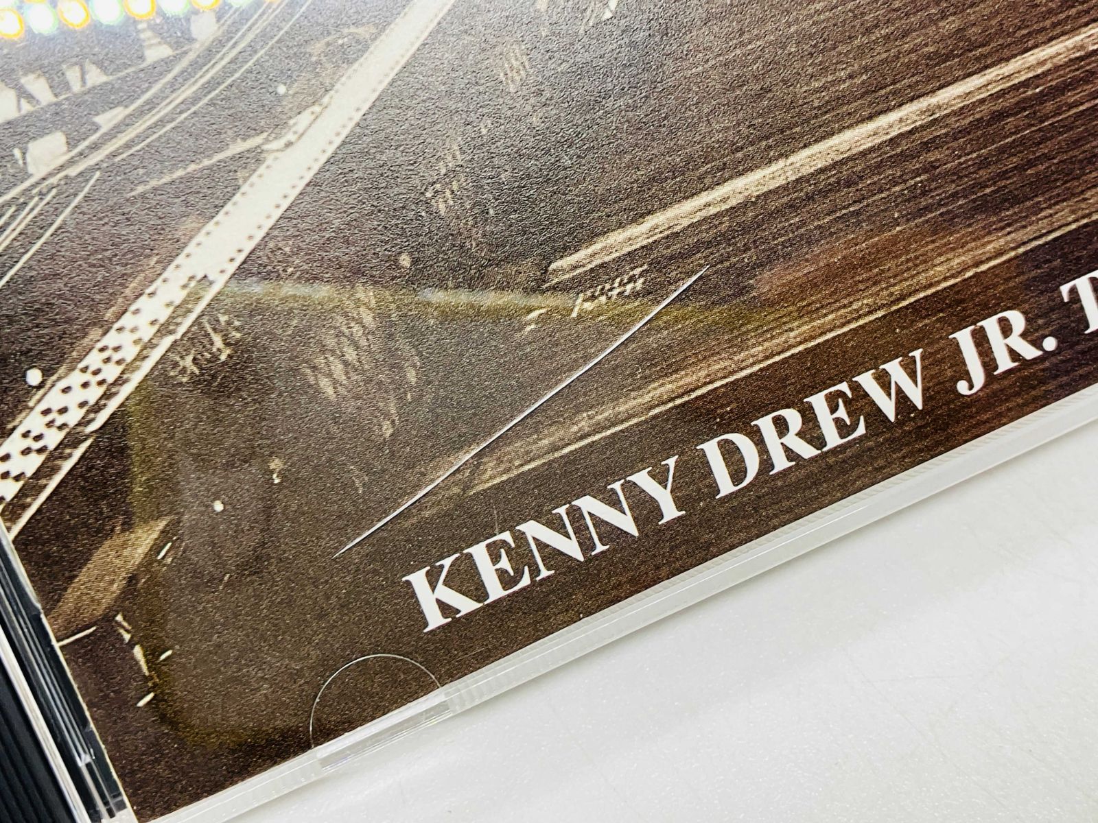 CD KENNY DREW JR. TRIO / SICILIANO / ケニー・ドリュー・Jr.トリオ シシリアーノ 帯付き 2000円盤  MECJ-2009 Q01 - メルカリ
