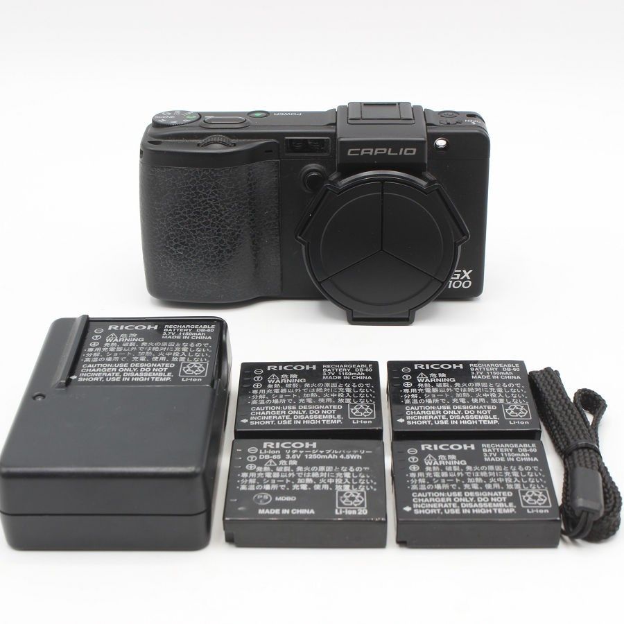 RICOH Caplio R7 本体 デジタルカメラ　箱付き RICOH Caplio R7 本体 デジタルカメラ 箱付き RICOH Caplio R7 本体