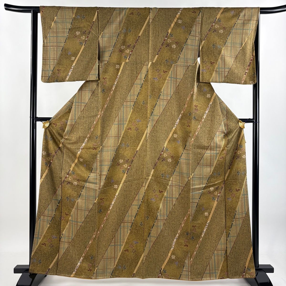 小紋 身丈165cm 裄丈63cm S 袷 斜縞 草花 金彩 山吹茶色 正絹 秀品