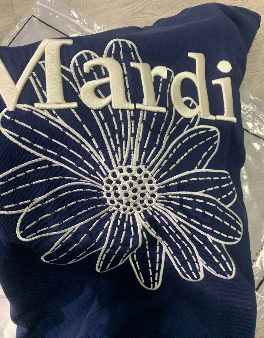 Mardi マルディメクルディ トレーナー スウェット 刺繍 ネイビー 韓国