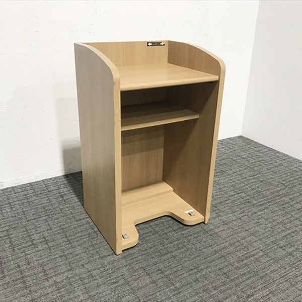 オカムラ ブラウン