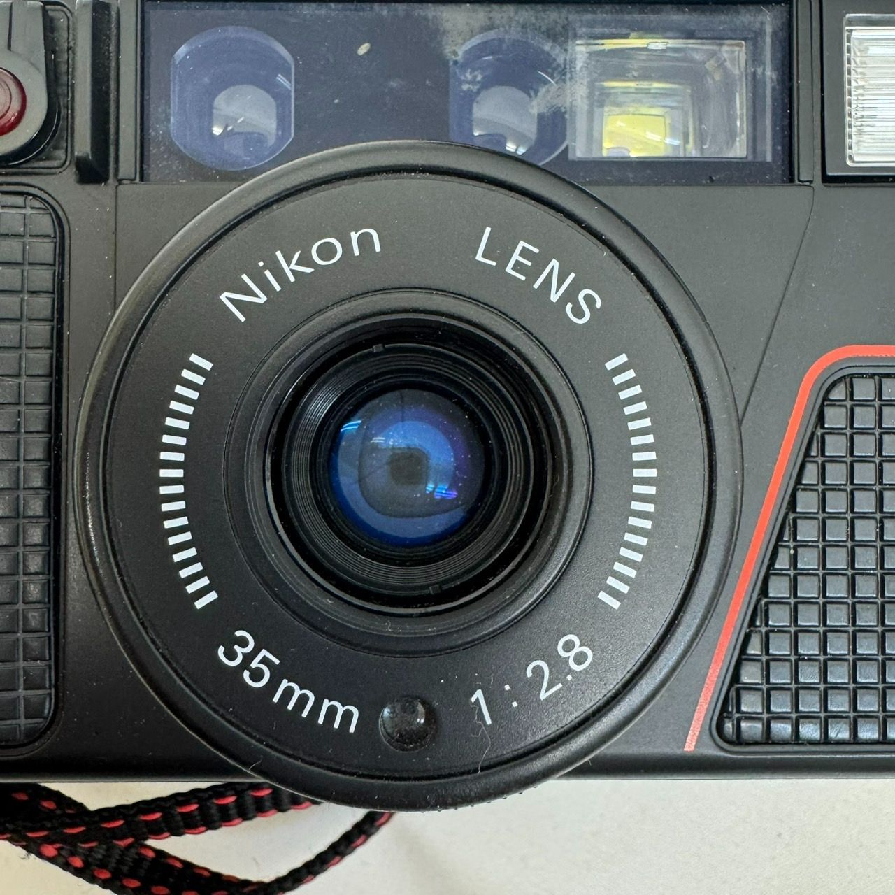 Nikon L35AD コンパクトフィルムカメラ ソフトケース付き Nikon L35AD コンパクトフィルムカメラ ソフトケース付き Nikon ニコン