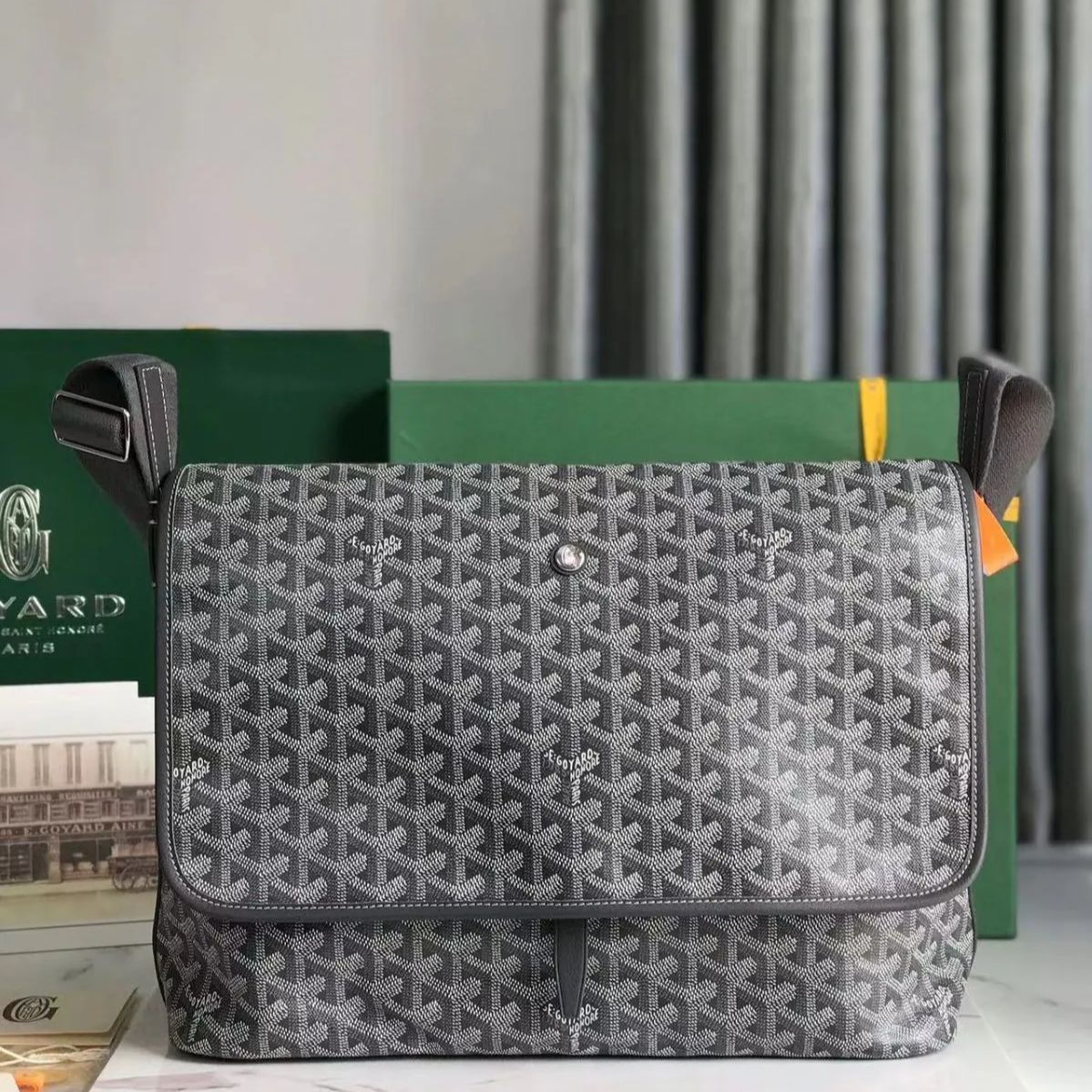 箱付きGOYARD ゴヤール ショルダーバッグ