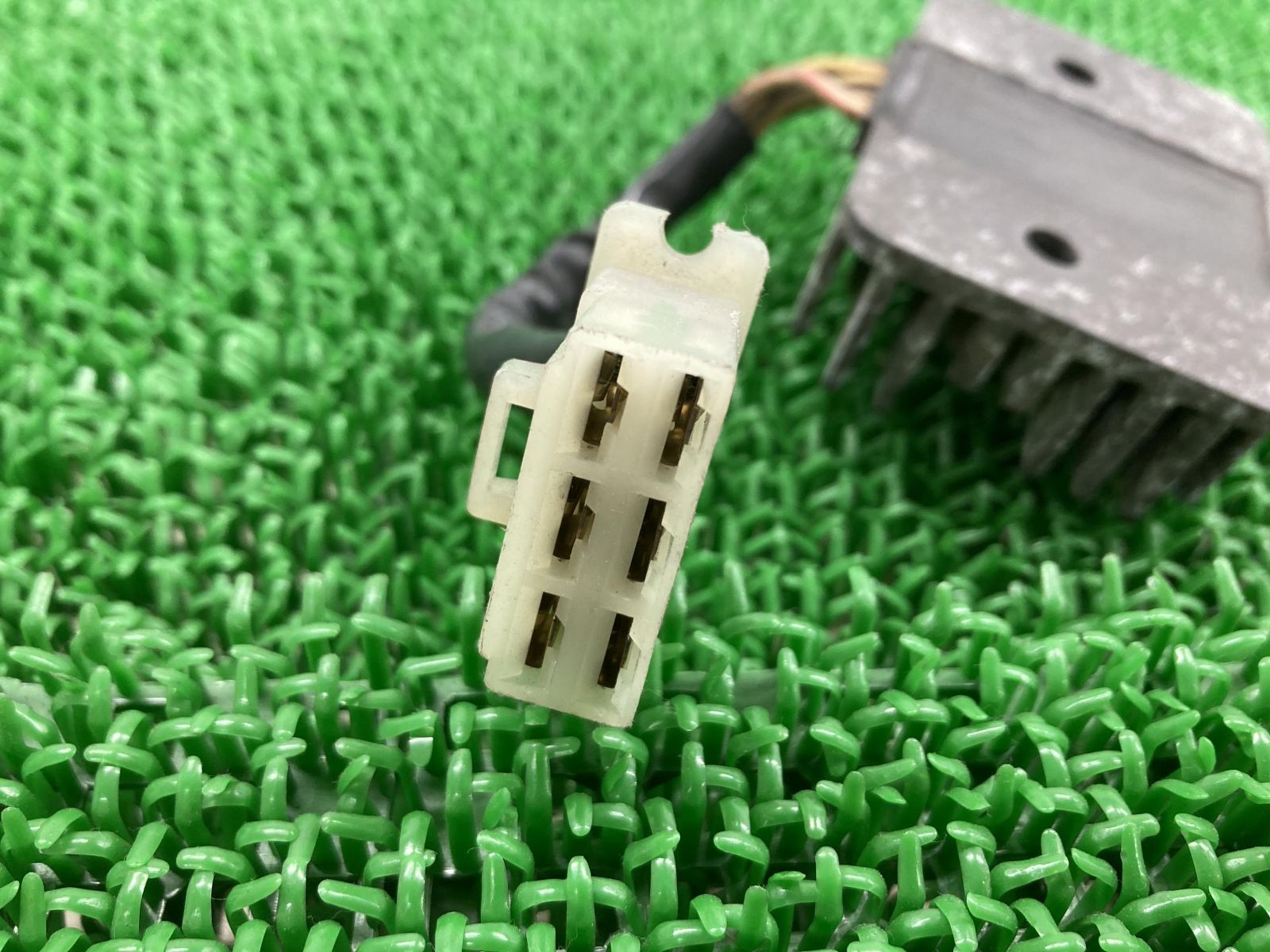 エストレヤ レギュレター カワサキ 純正 中古 バイク 部品 BJ250A エストレア 6ピン 電装ステー キーシリンダー セット 93