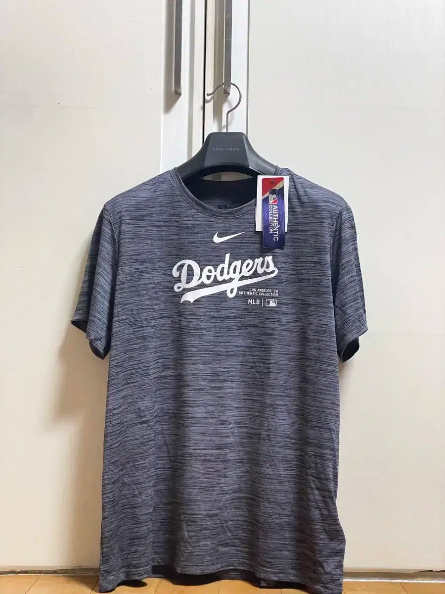 NIKE ナイキ LA ドジャース ベロシティ パフォーマンス メンズ Tシャツ