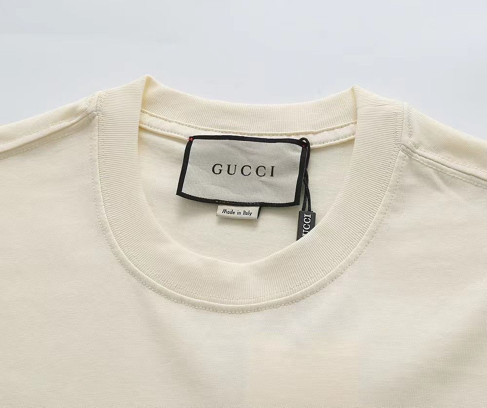 クルーネック T