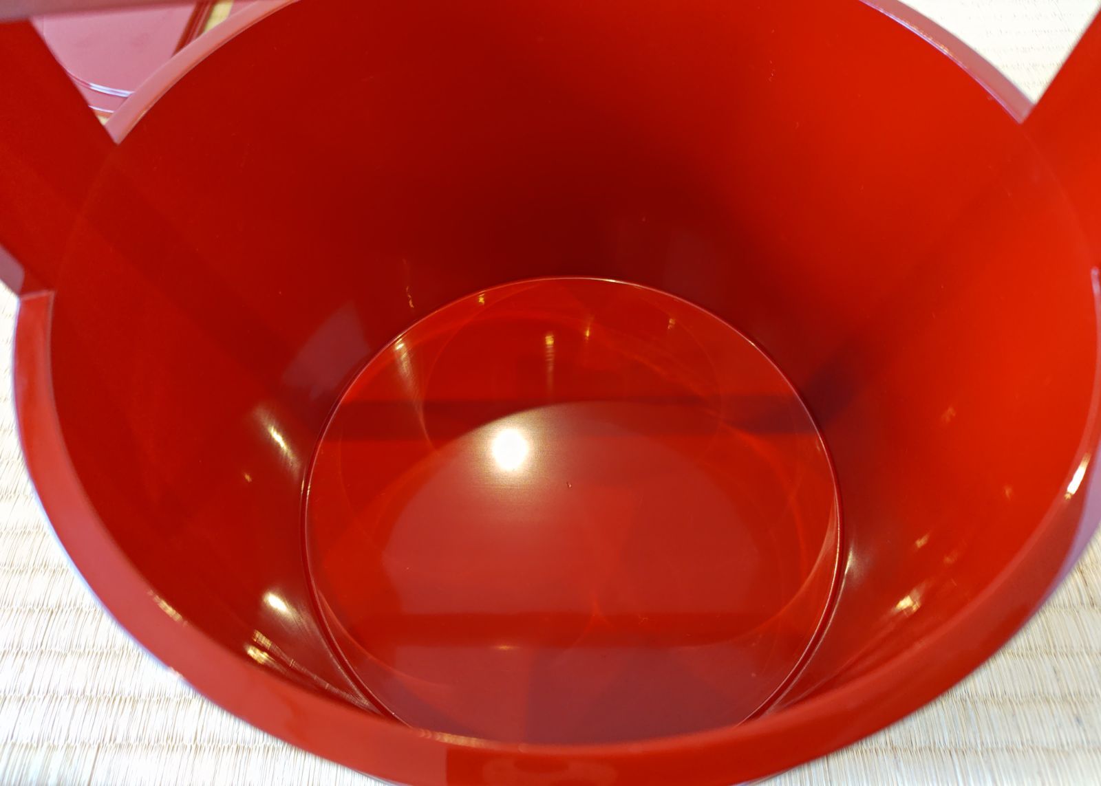 逢絢亭】茶道具 手桶水指 山中塗 朱塗 木製 塗師 前端春斎 共箱入り