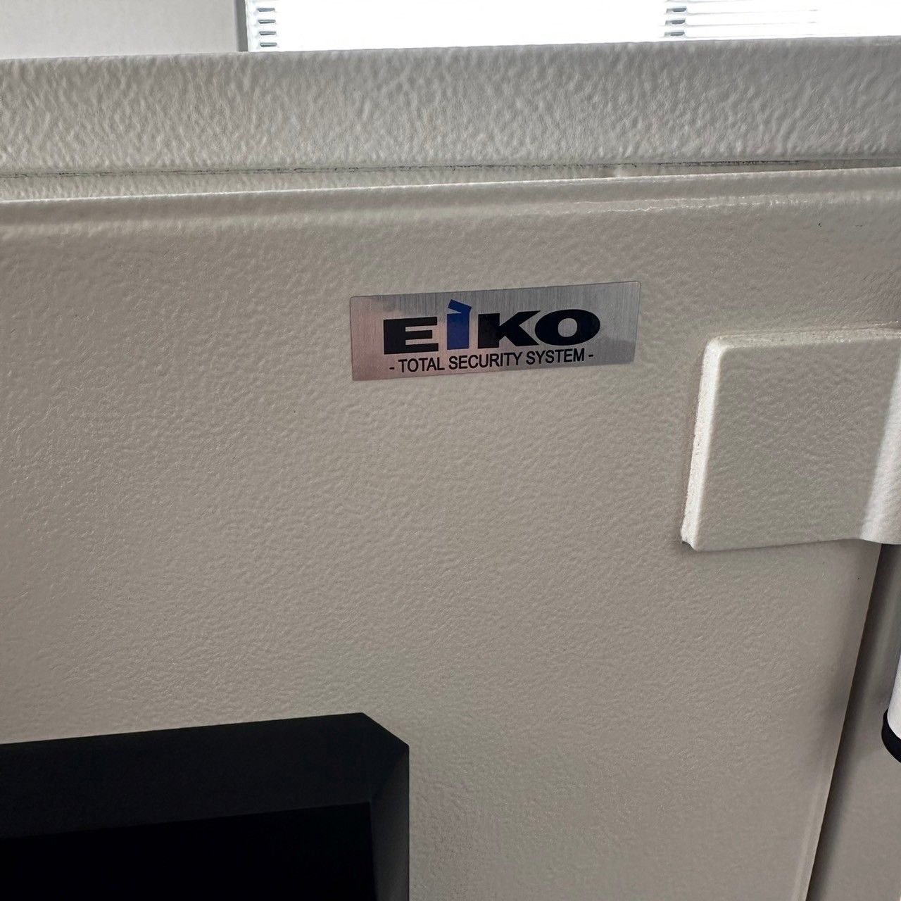エーコー EIKO