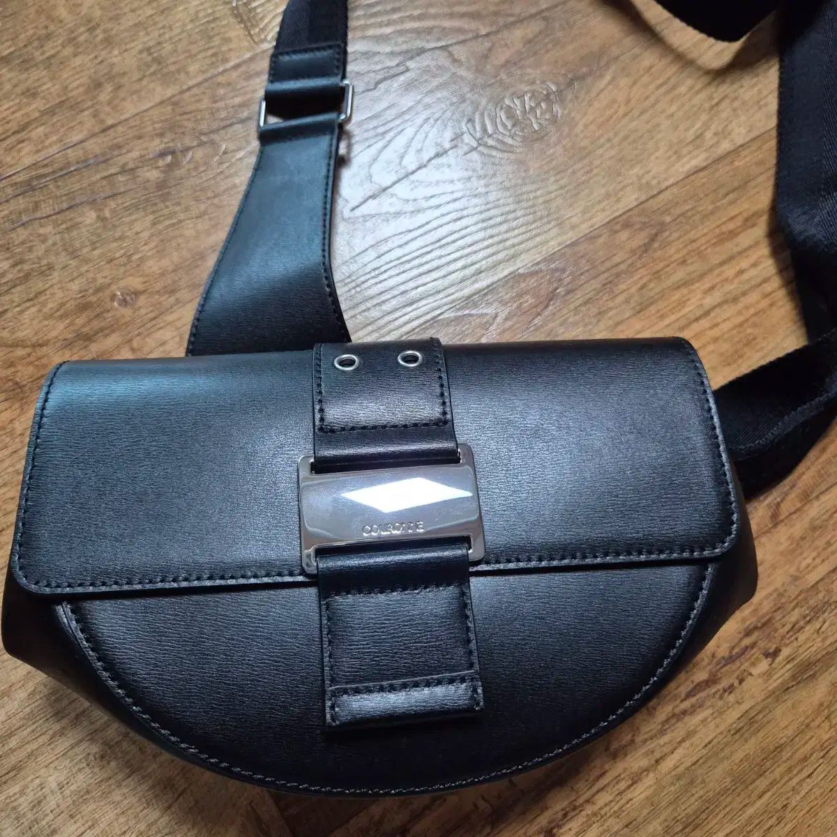 COURONNEバッグ アークヒップサック