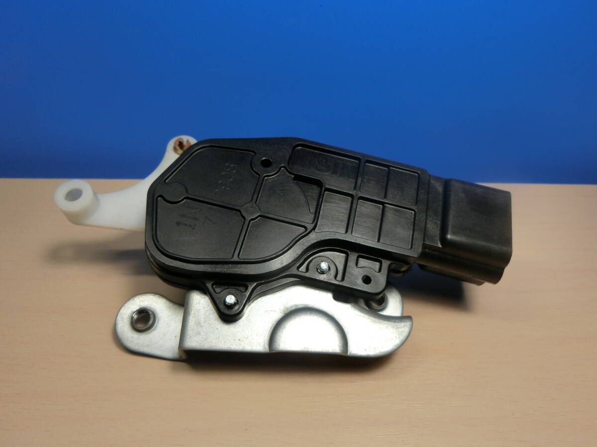 a4729] 送料無料 タント L350S バックドア ドアロック