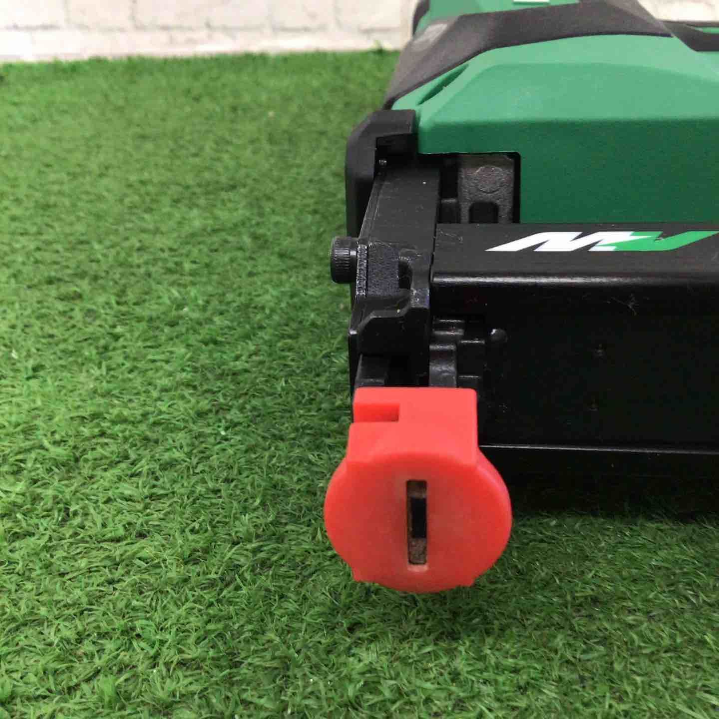 コードレスタッカ