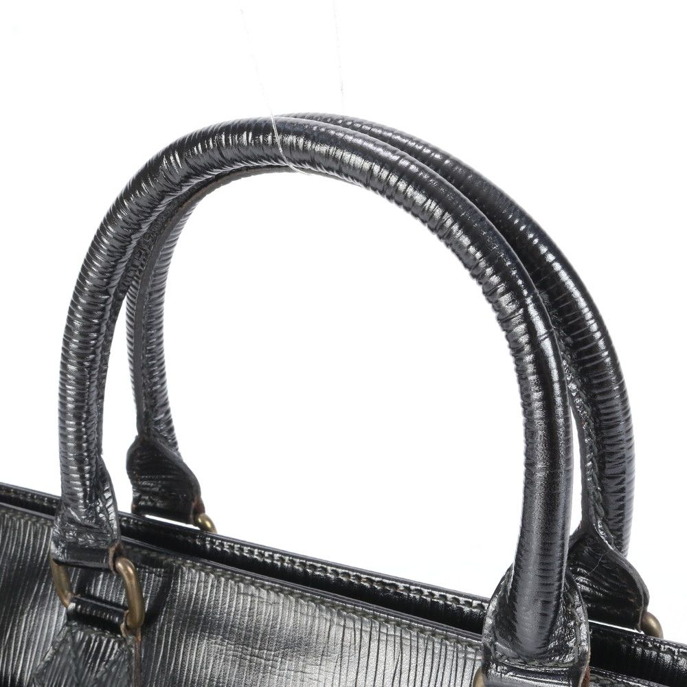 【希少/パイソン】FENDI アクセサリーポーチ FFロゴ ブラック 黒 金具 希少/パイソン】FENDI アクセサリーポーチ FFロゴ ブラック 黒