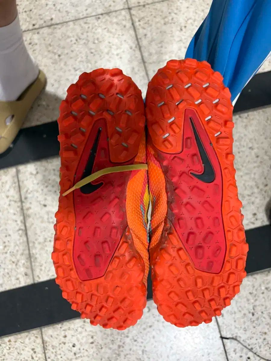 ナイキ FANTOM gt 260 サッカーシューズ