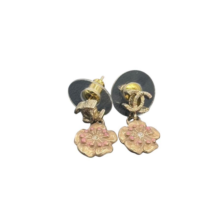 CHANEL ピアス 花 B13C CHANEL ピアス 花 B13C - メルカリ