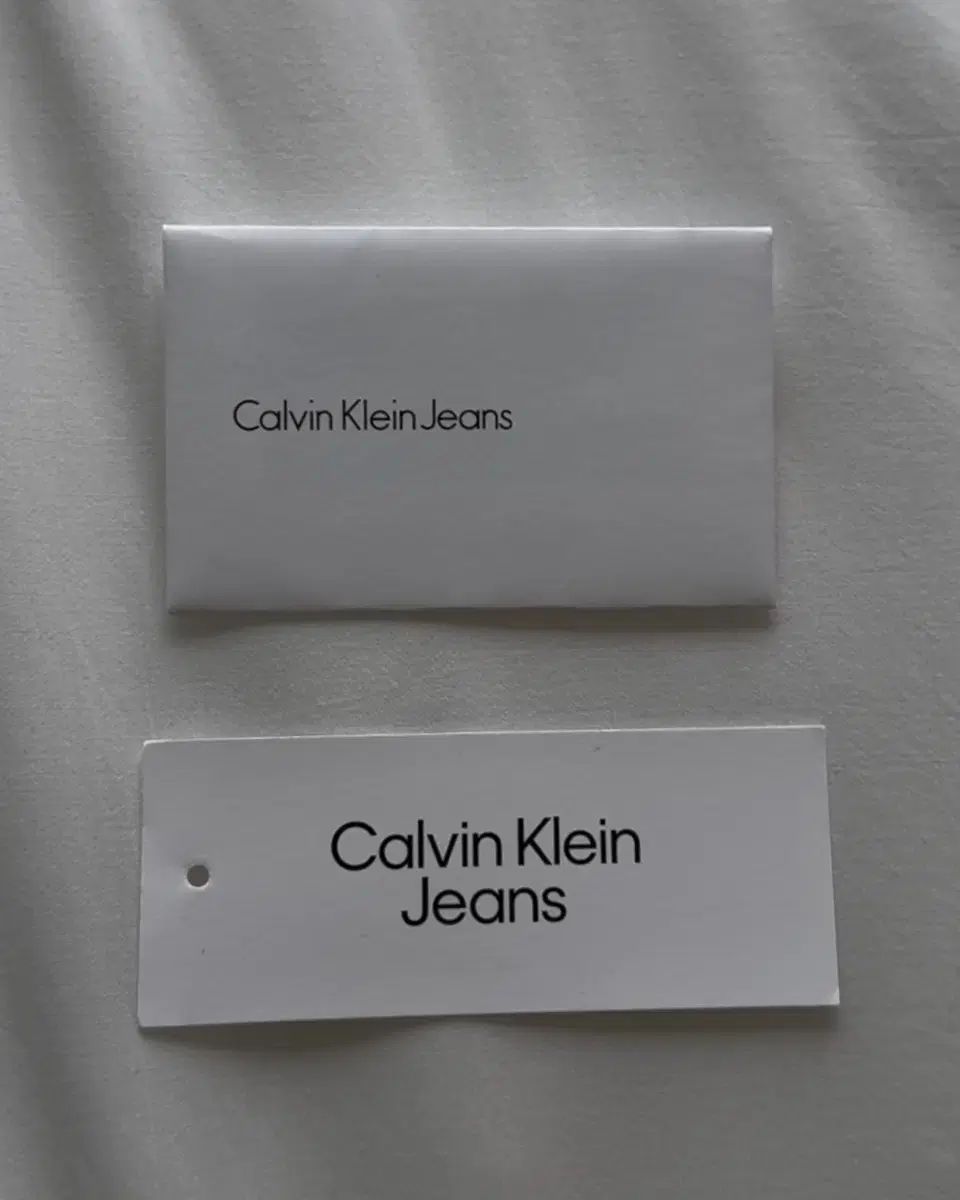 Calvin Klein CK チェーン クロスバッグ