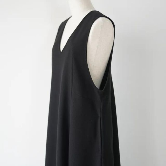 メランジ起毛ニットVネックジャンパースカート ブラック