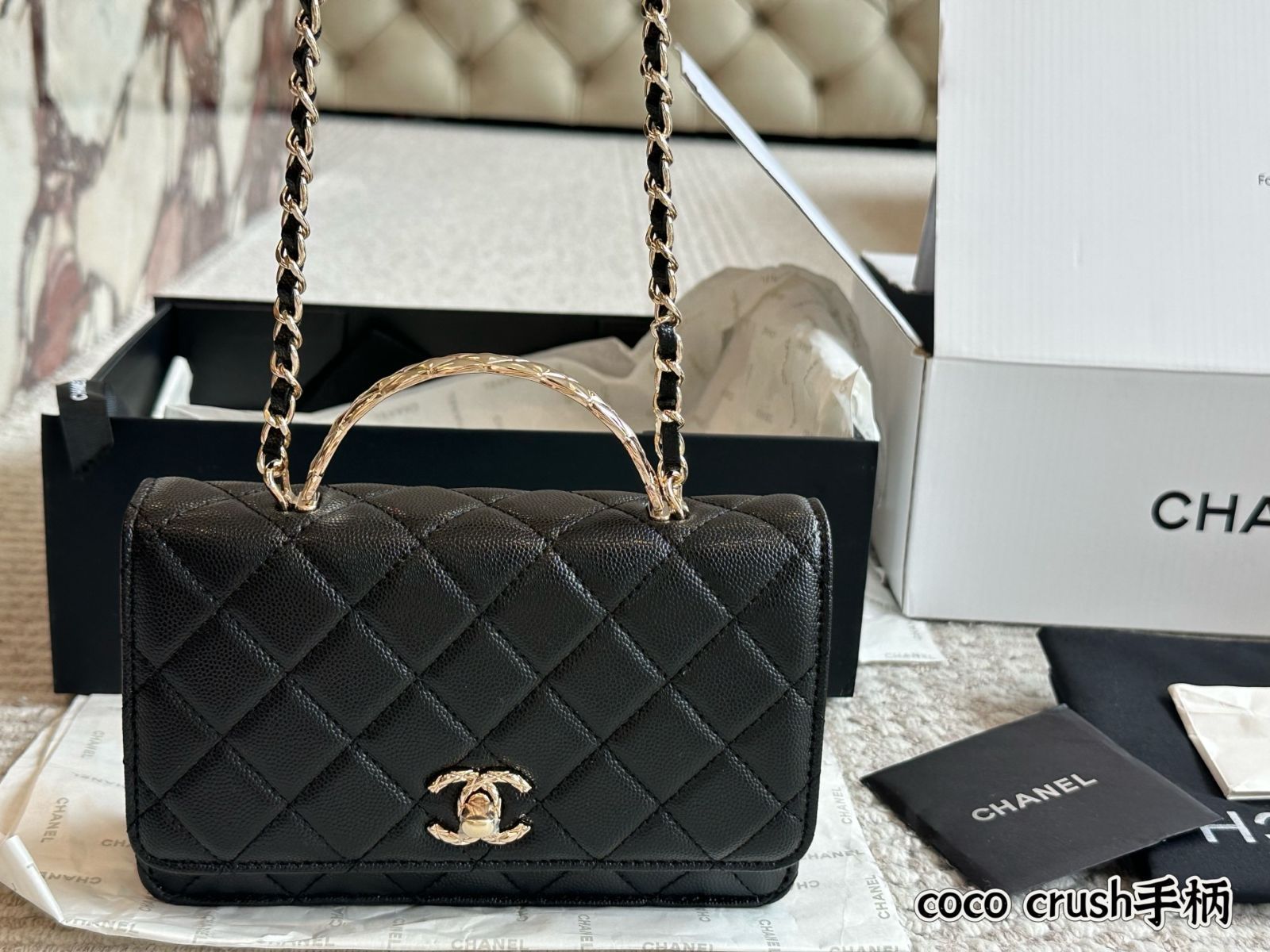 今日特価】Chanel 25SS Coco Crush Metal Handle WOC - シャネル
