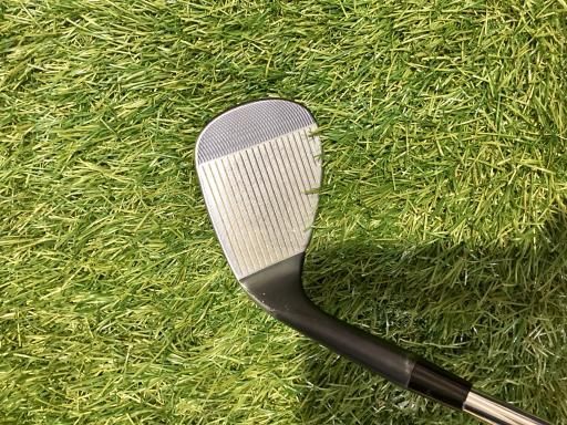 ブラックサテン