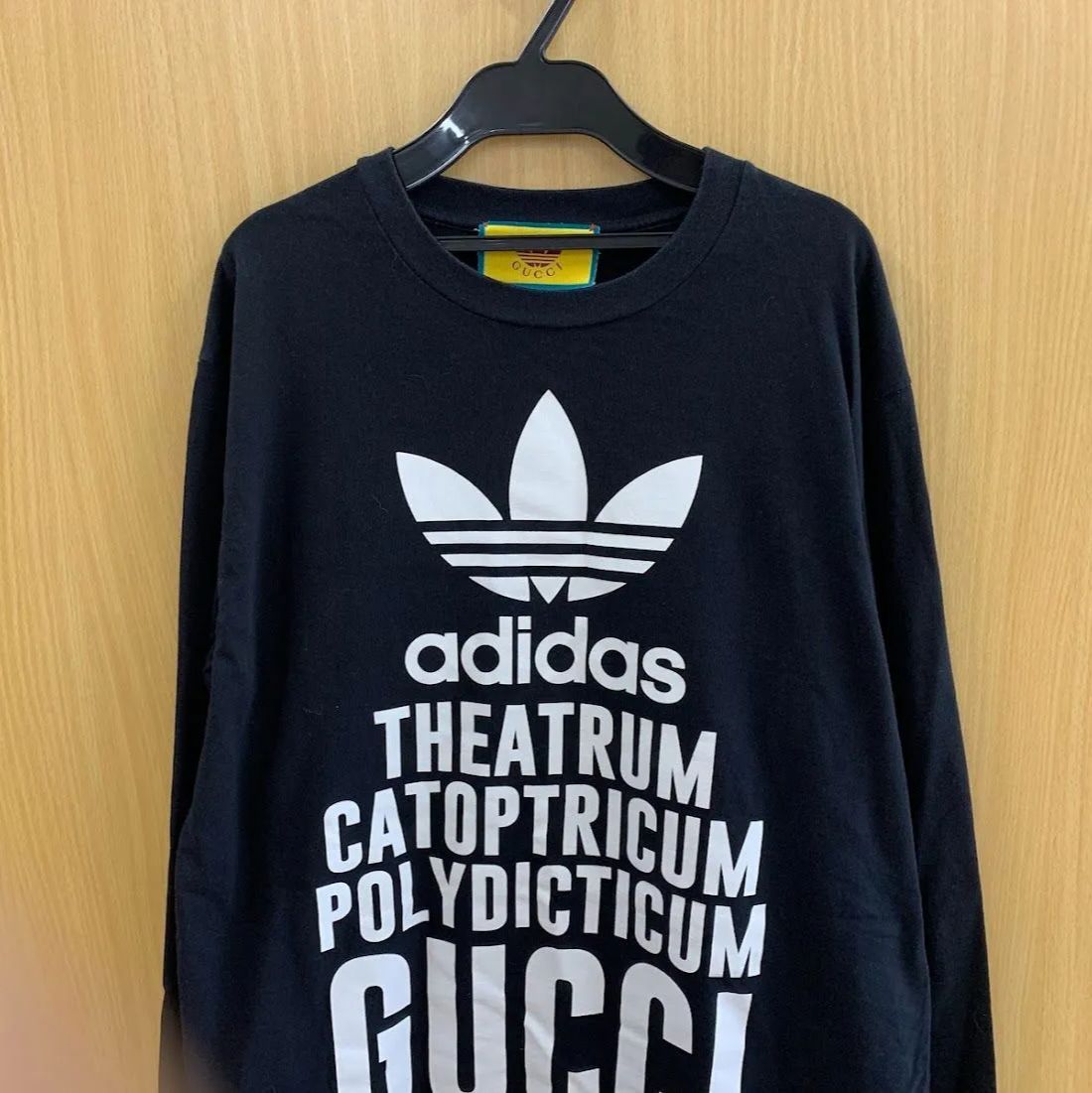 新品 XSサイズ GUCCI adidas ロンT 【公式通販】 新品 XSサイズ GUCCI adidas ロンT 【公式通販】