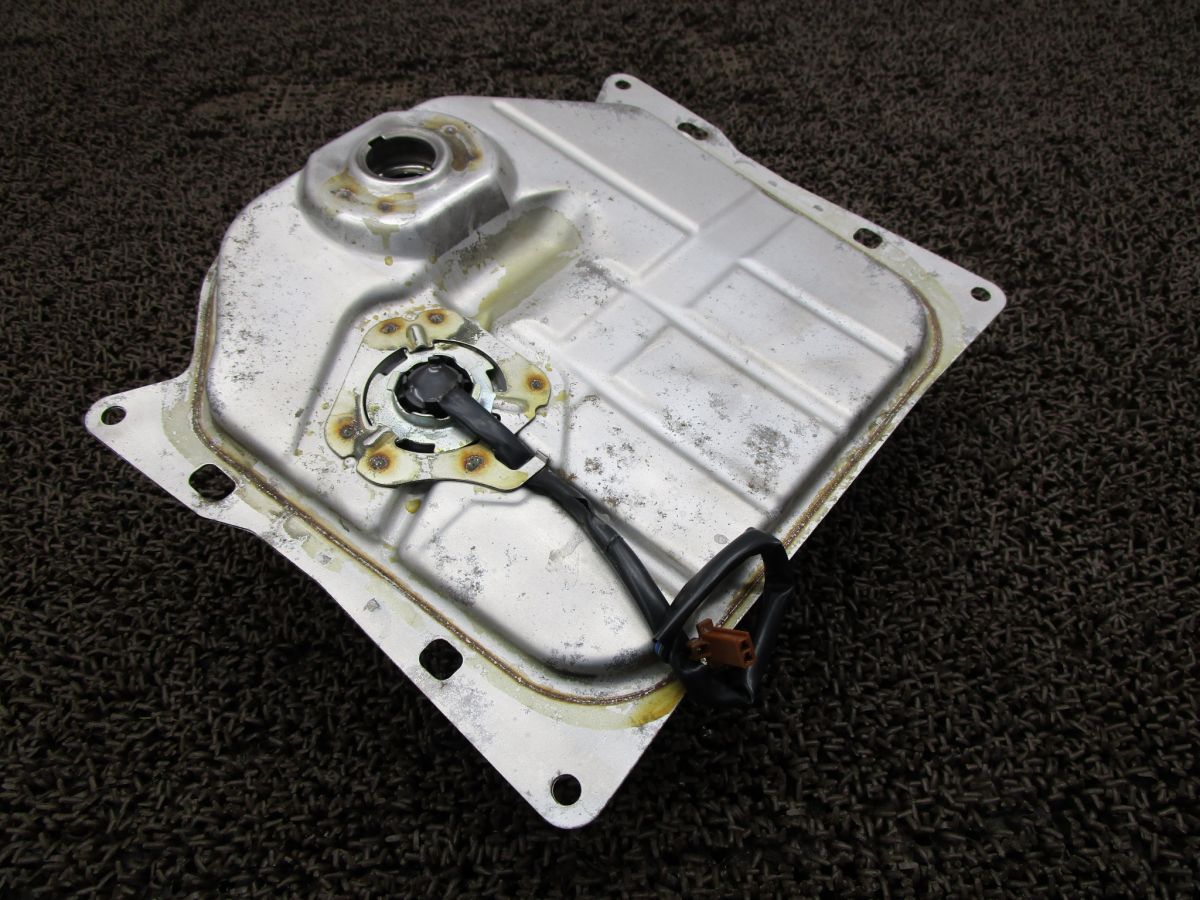 ズーマー ガソリンタンク