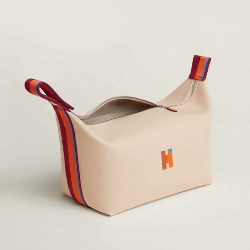 ブラック Hパヴィヨン