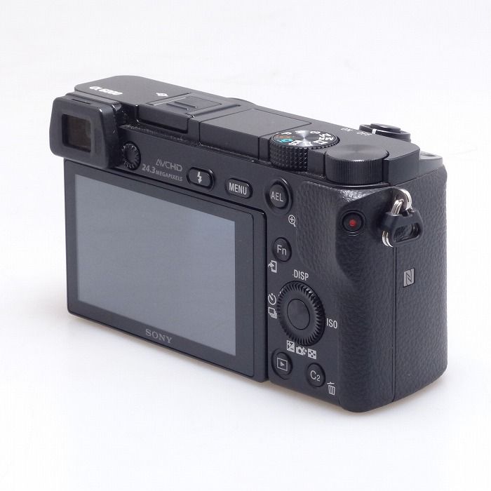 α6000