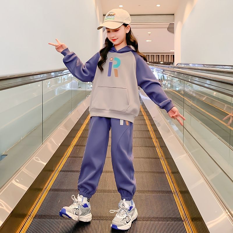 子供服 キッズ ジャージ トレーニングウェア 上下セット 運動着 フード付き ジュニア 女の子の子 スポーツ カジュアル 春秋 ダンス スポーツウェア 2点セット jHY4224