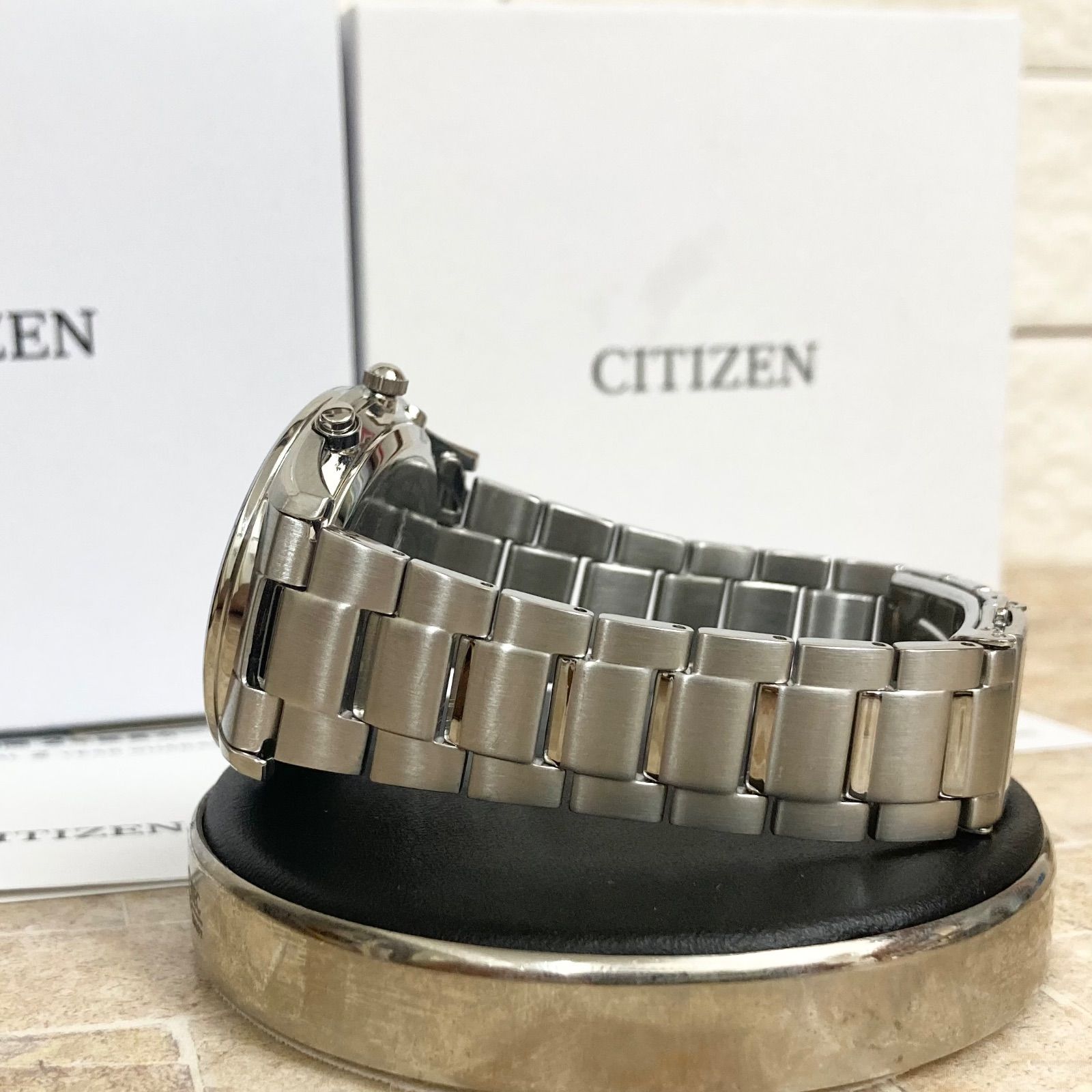 美品 動作確認済】シチズン CITIZEN エコドライブ 電波時計 H415 