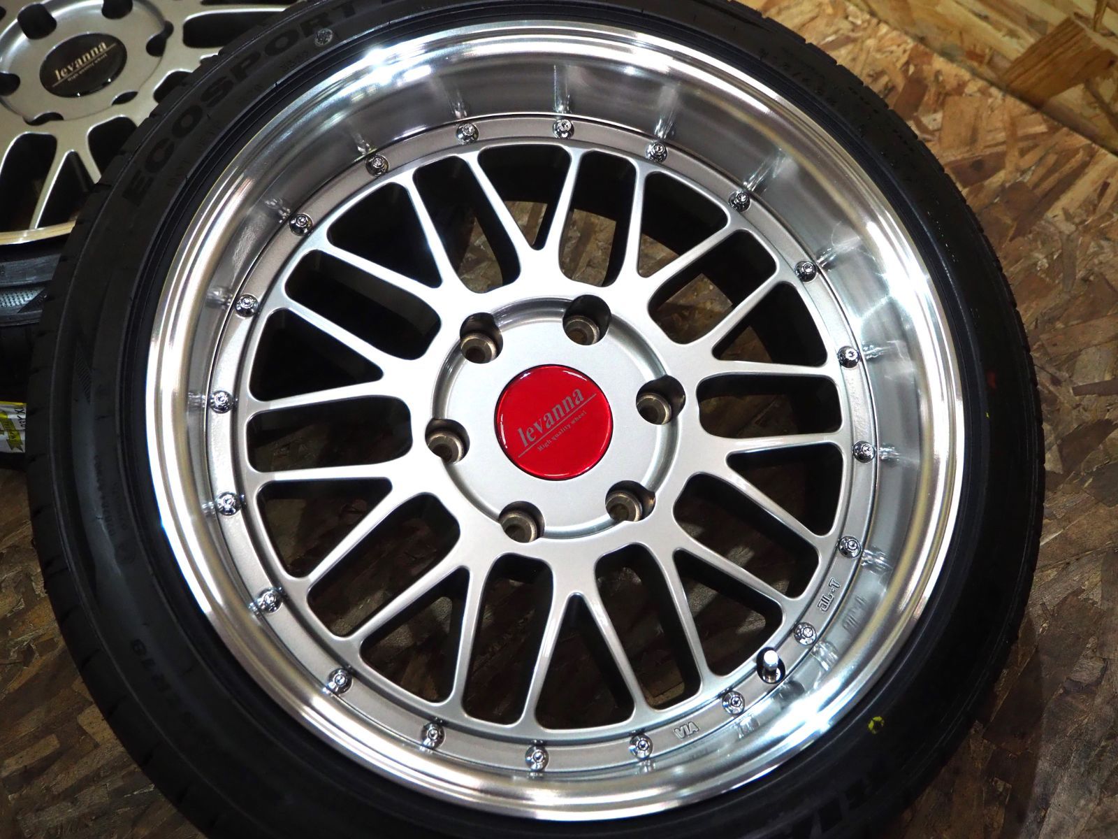 PIRELLI ICEZERO 225/55R18】スタッドレス【RAYS VERSUS レチェンテ 18