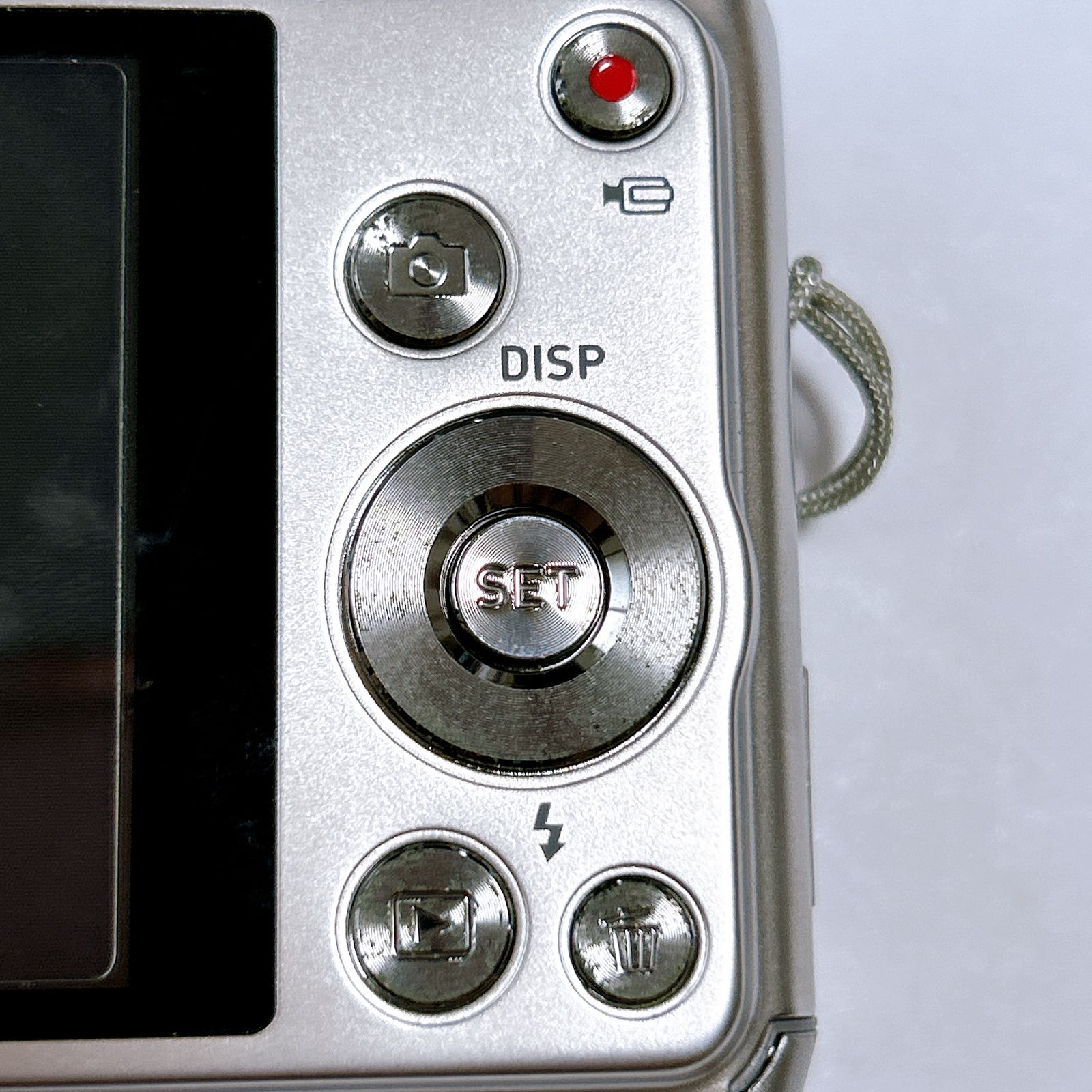 カシオ EXILIM EX ZS10 シルバー デジカメ 充電器ないため動作