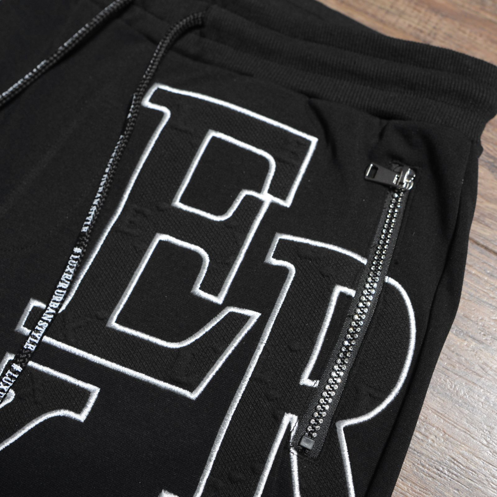 ロゴデザインTシャツセットアップ セットアップ