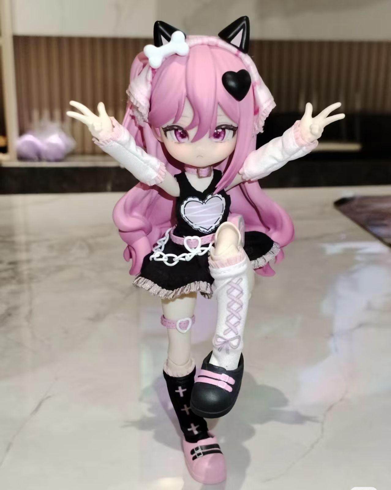 OneMall provides Mercari products: 悸動瞬息 “一万次出逃” “1万回の