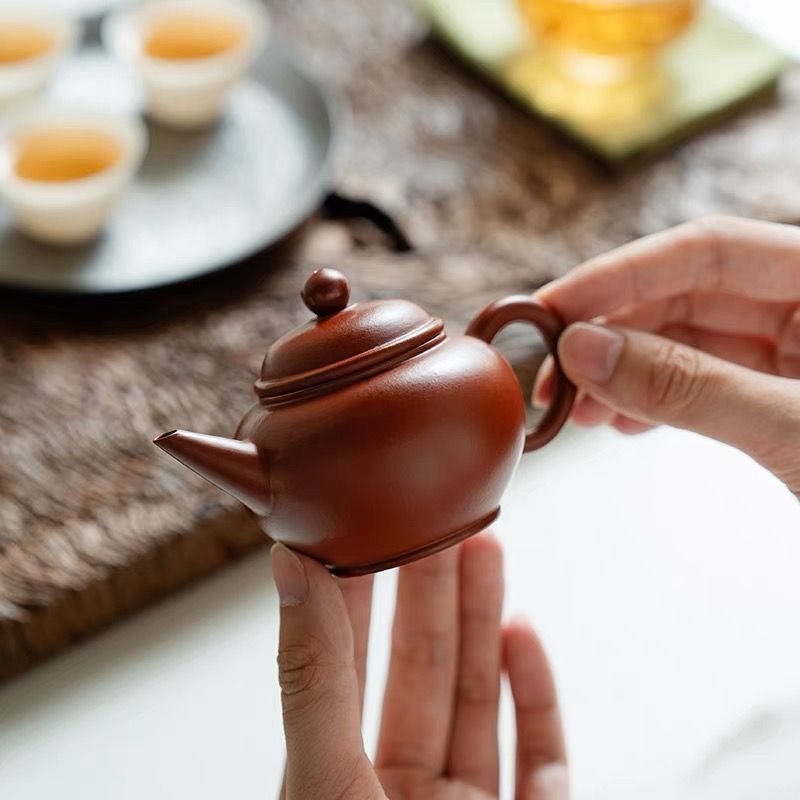 紫砂 茶道具 中国古美術・笑桜紫砂壺・ 底款:景舟製陶・宜興原鉱・紫泥