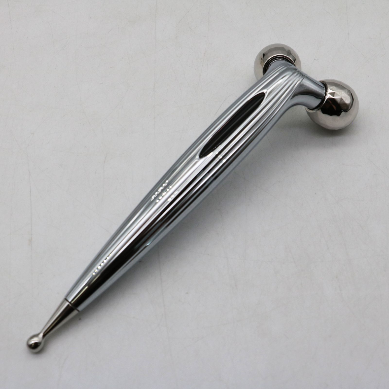 新品同様品 MTG ReFa S CARAT RAY リファエスカラットレイ RF-SR2150B