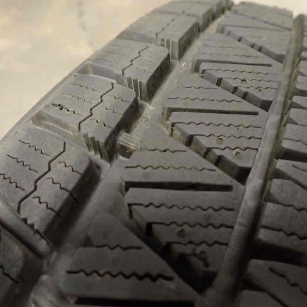 BRIDGESTONE ブリザック