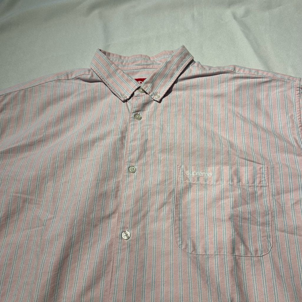 シュプリーム　25ss Loose Fit Oxford s/s Shirt M Supreme Loose Fit Oxford S S Shirt (SS25) - $138