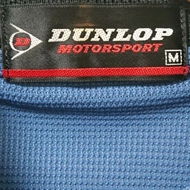 日本製 (^w^)b DUNLOP Motorsport ダンロップモータースポーツ 半袖 ポロシャツ ハーフジップ メッシュ地 ブランドロゴプリント 胸ポケット 夏 シンプル カジュアル スポーツ アウトドア 紳士 くすみブルー ブルー系 メンズ サイズM